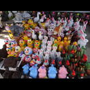 Es werden nicht nur Figuren mit religiösem Hintergrund angeboten